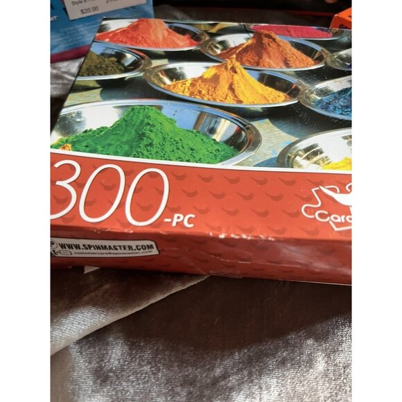 NEW Gamewright QWIXX Fast Family Dice Game WITH MORE IN BUNDLE FOR A GAME NIGHT - Picture 6 of 16